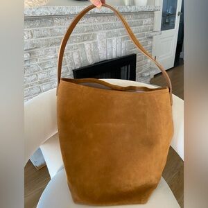 Tan Oversized bucket bag - genuine Italian suede